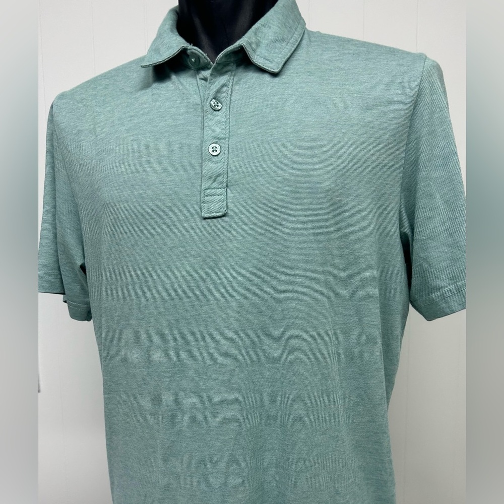 TRAVIS MATHEW mens size large soft cotton golf polo in excellent condition
